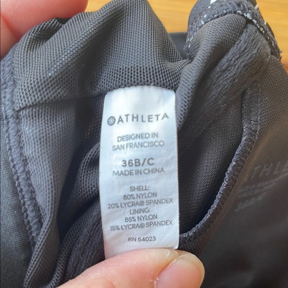 Athleta Bikini Top 36B/C Black White Striped Underwire Swim Top